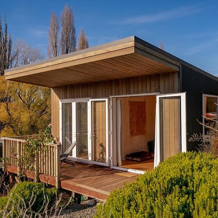 Lagoon Huts - Albert Town Holiday Unit Villa Wanaka Bagian luar foto
