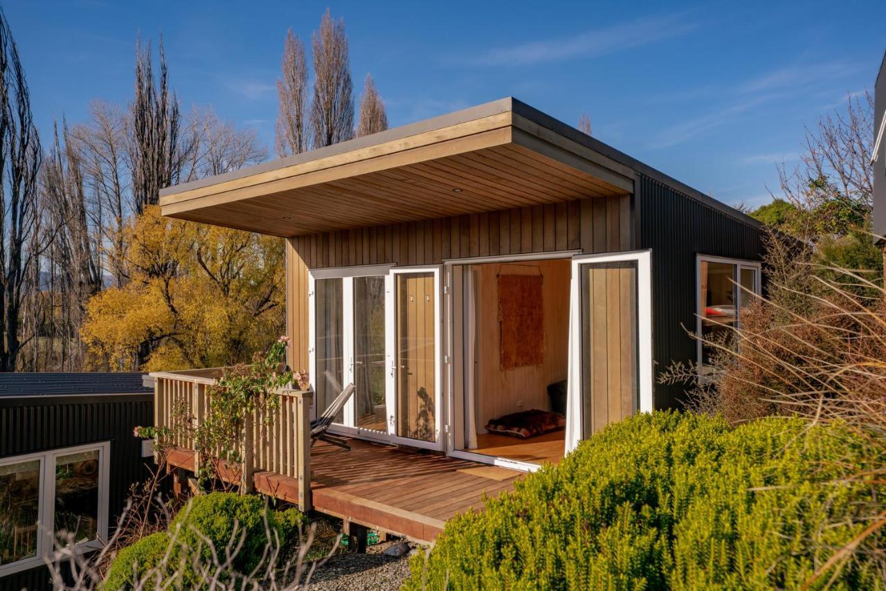 Lagoon Huts - Albert Town Holiday Unit Villa Wanaka Bagian luar foto