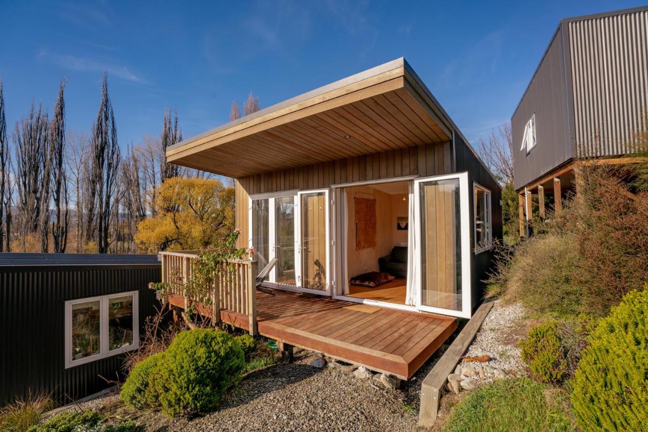 Lagoon Huts - Albert Town Holiday Unit Villa Wanaka Bagian luar foto
